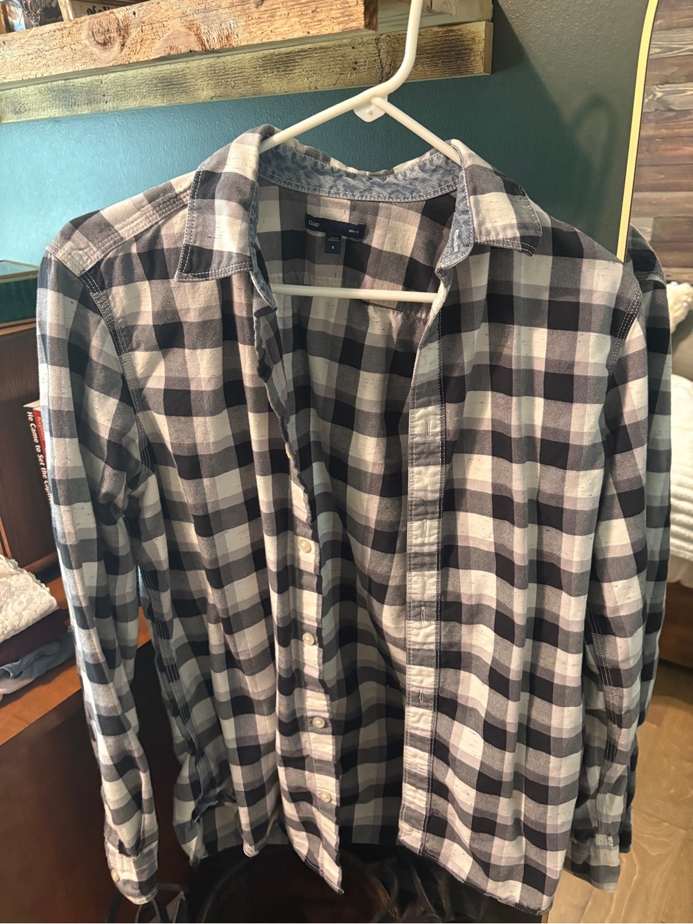 Gap Slim Fit Plaid Button Down Shirt Black White Gray Size S